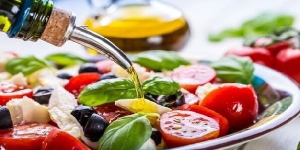 Lors de la préparation de plats du régime méditerranéen, il est nécessaire d’utiliser de l’huile d’olive. 